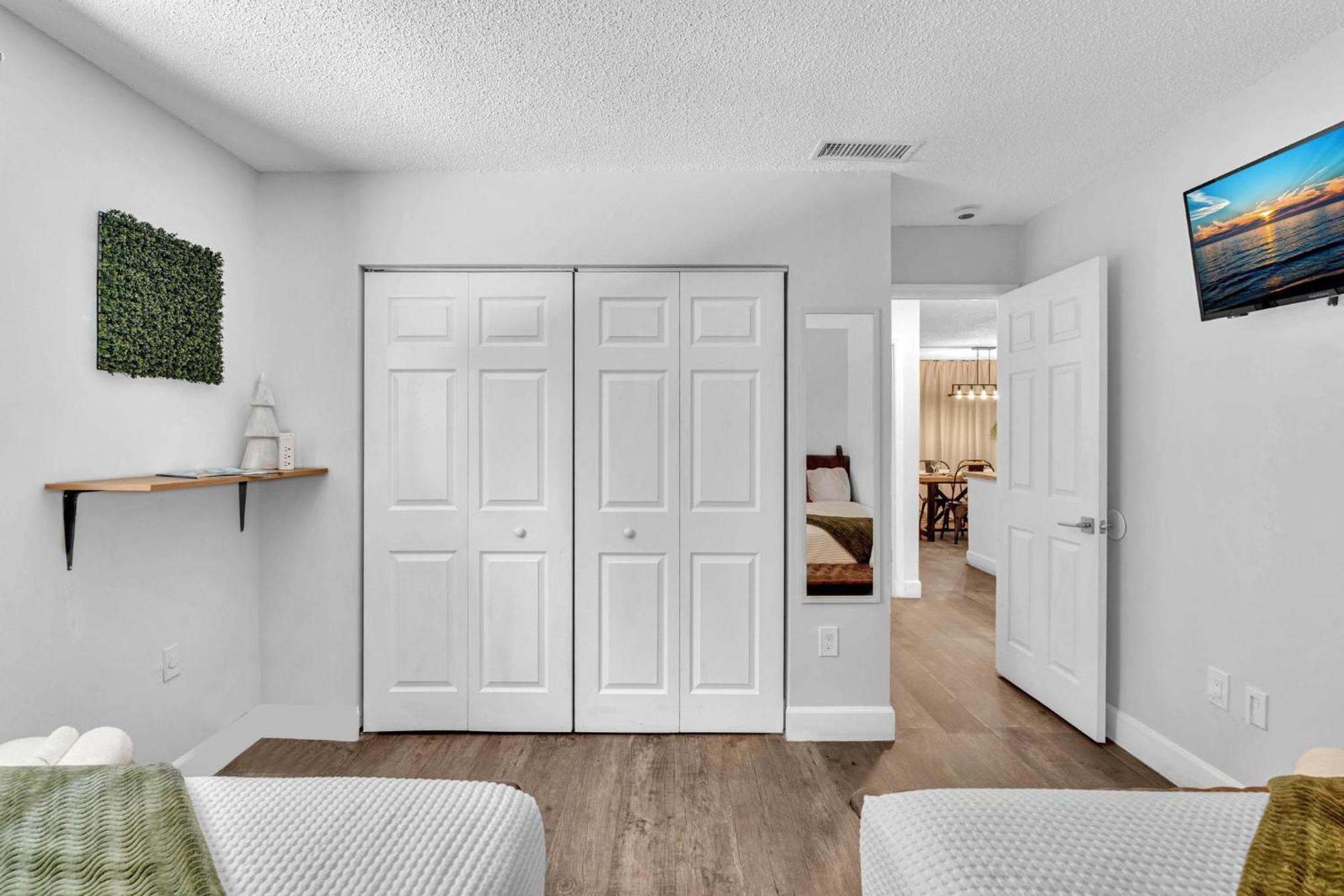 Estelo'S Place - Modern Townhouse With King Bed, Only 5 Min From The Airport! Miami Buitenkant foto