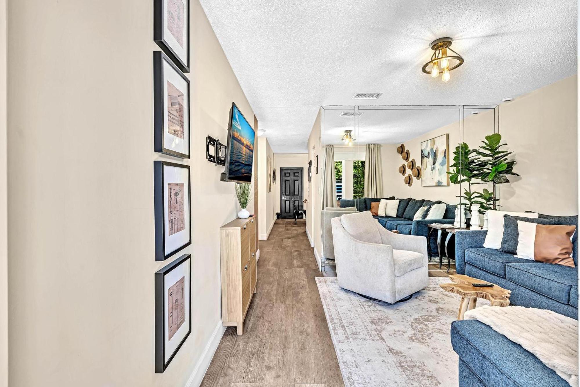 Estelo'S Place - Modern Townhouse With King Bed, Only 5 Min From The Airport! Miami Buitenkant foto